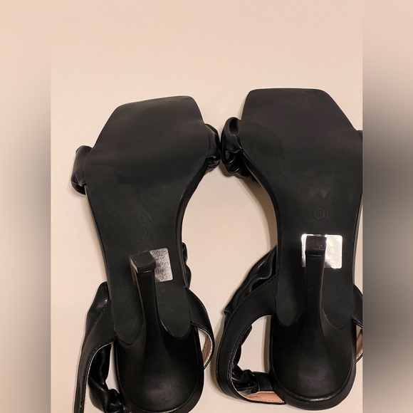 Cape Robbin Opale Square Open Toe Black Heels/Sandals, Size 10 - Picture 6 of 12